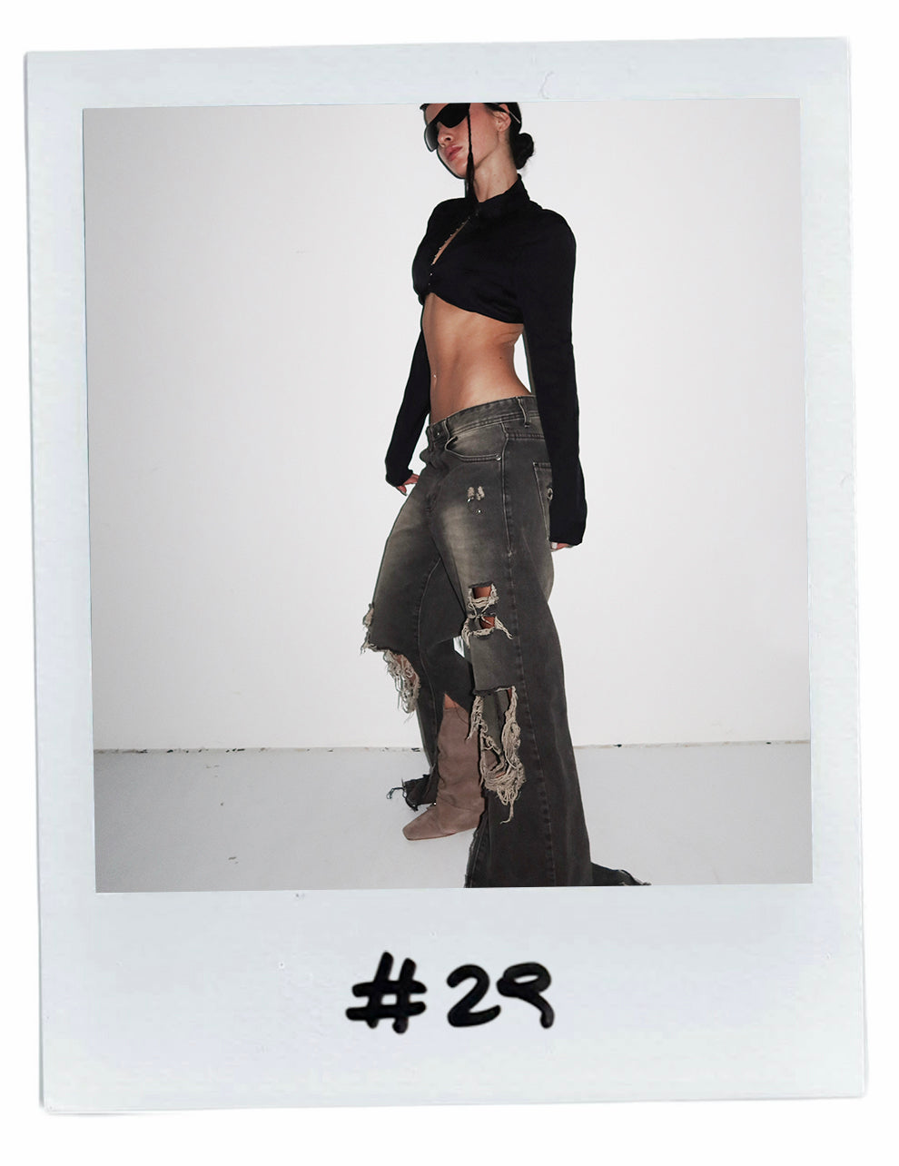 MARIA CHER DISTRESSED WASHED DENIM JEANS